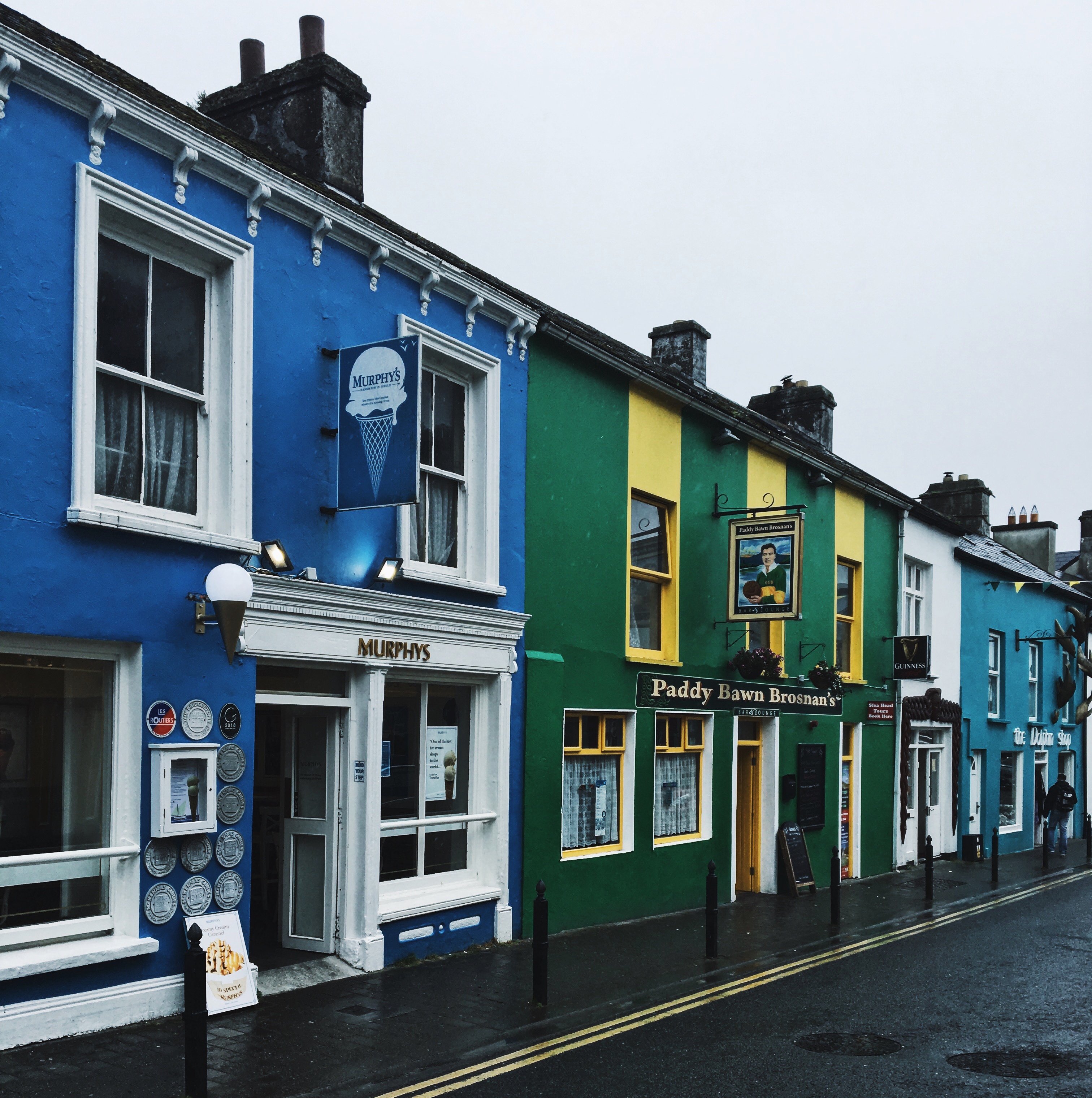 Irland, Dingle City, Stadt, Häuser, Fassaden, Küstenstadt Irland Sehenswürdigkeiten